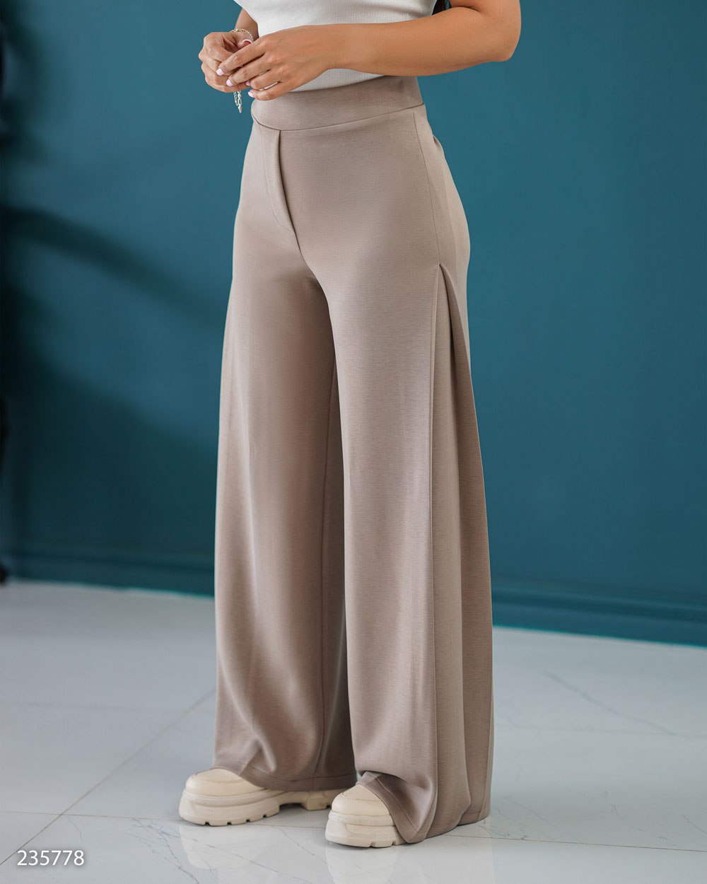 شلوار بغل پیله دار مزونی مدل لیدو