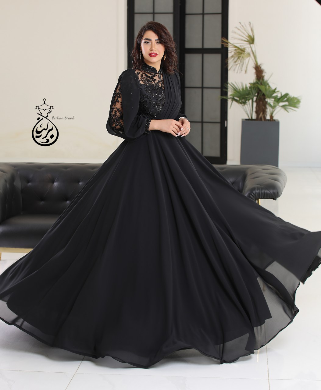 ماکسی مجلسی جدید جنس کرپ حریر خرجکار گل برجسته مدل گلرخ