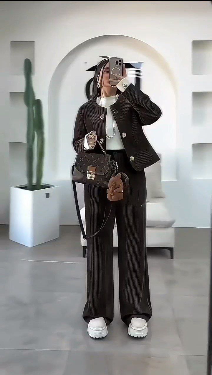 ست پ کت شلوار مخمل مدل آیسان