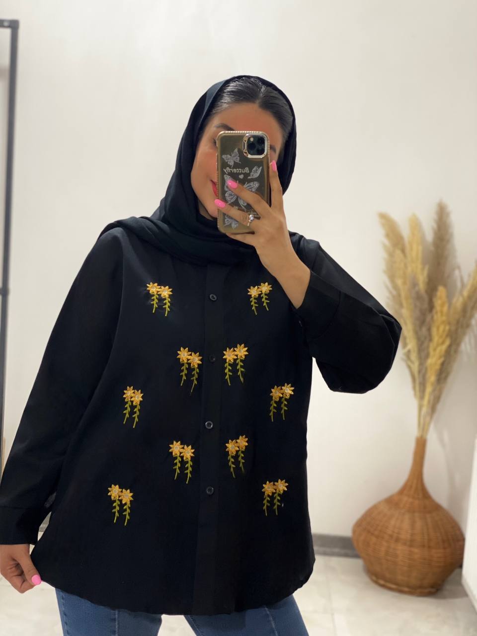 مانتو‌لنین زارا گلدوزی. گل