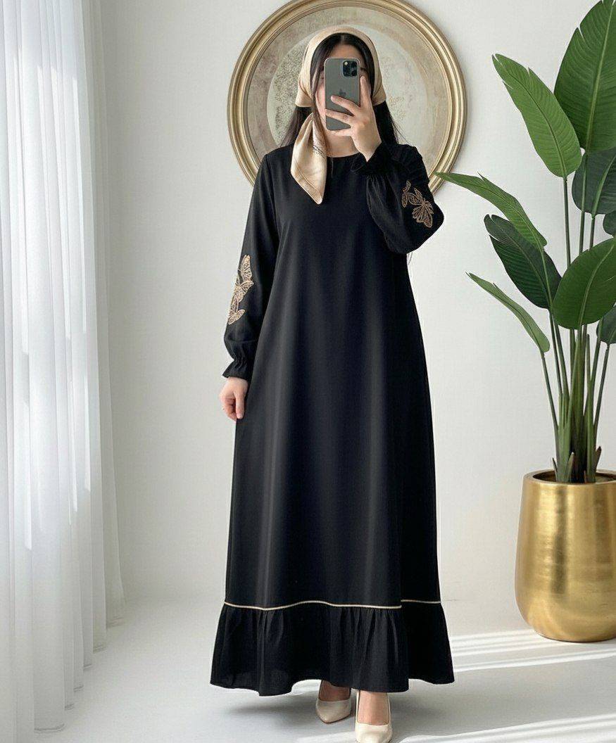 عبا پیراهنی  الیزه اعلا و گرم بالا گلدوزی شده پروانه