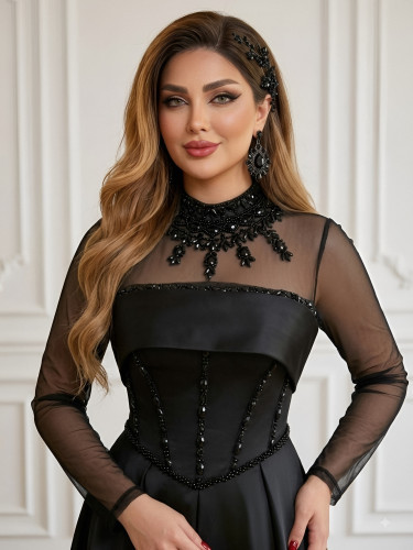 ماکسی زیبا و خاص ساتن آمریکایی سنگ دوزی و تور الیزابت