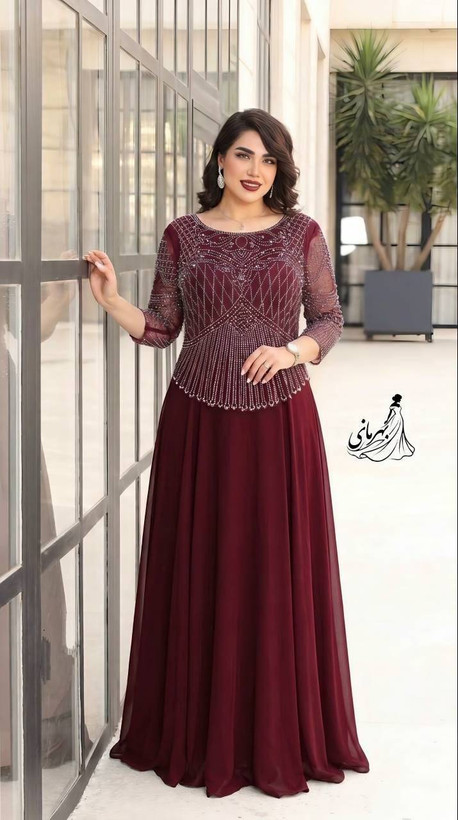ماکسی مجلسی زنانه زیبا سایزبزرگ لعیا حریر درجه یک دیزاین شده با نگین و مروارید سایز 46تا60