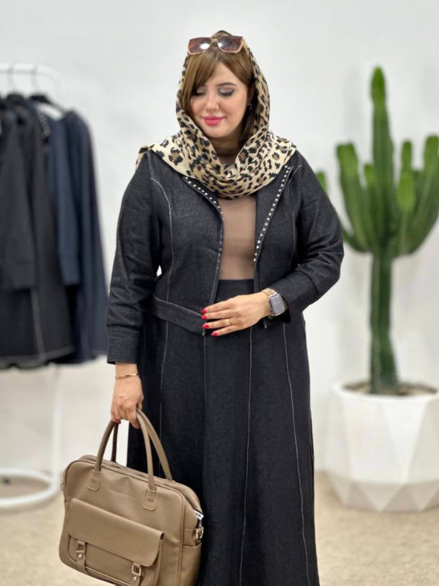 ست زنانه کت و دامن ترند سال جنس لی براش درجه یک با تنخور شیک ودوخت مزونی مدل الماس
