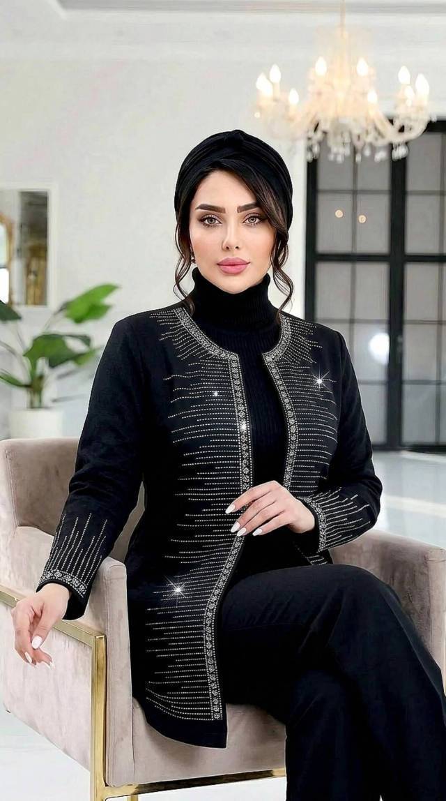 ست کت شلوار مجلسی زنانه کرپ مازراتی اعلا بانگین پرسی بدون ریزش خوشه